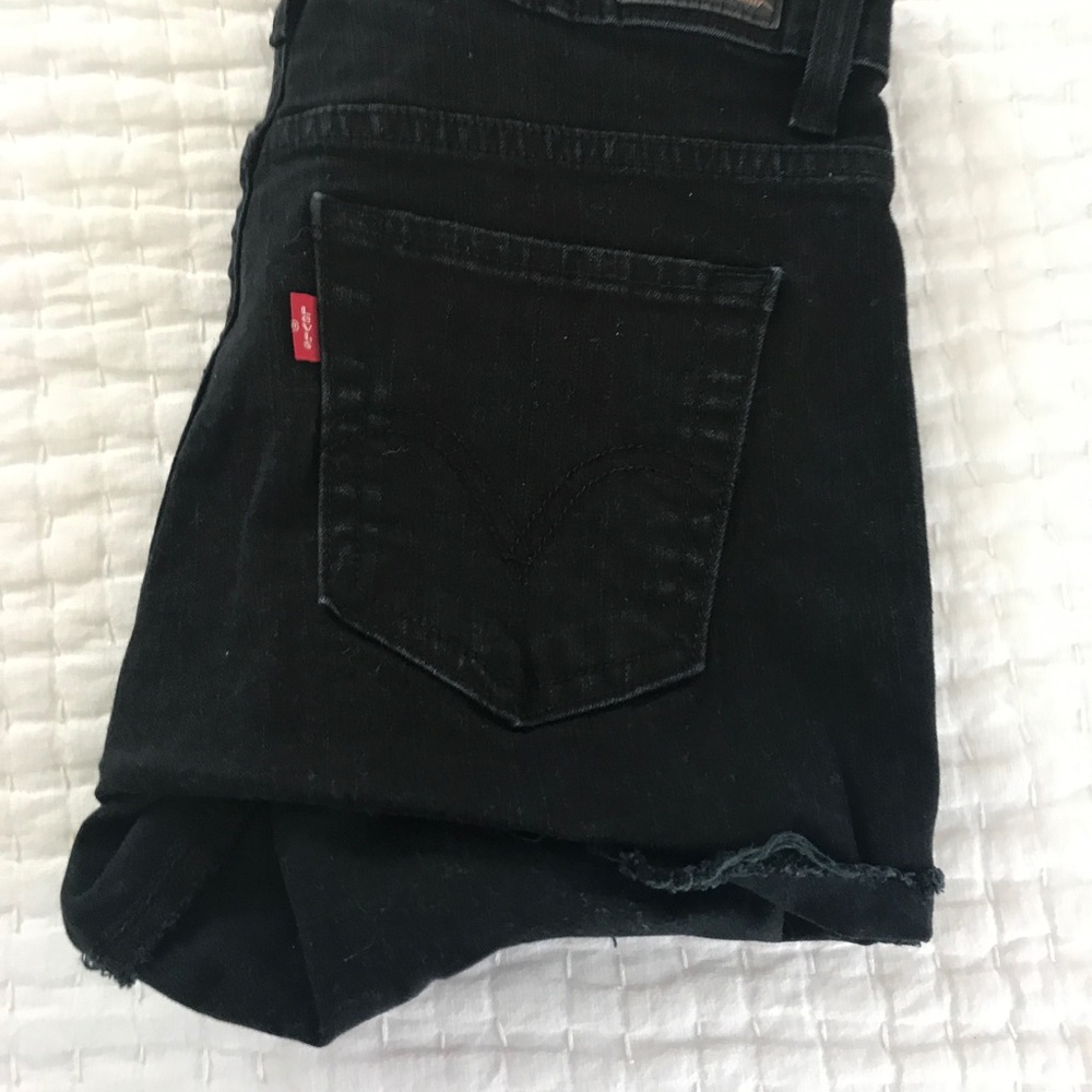 Black Levi Cuttoffs